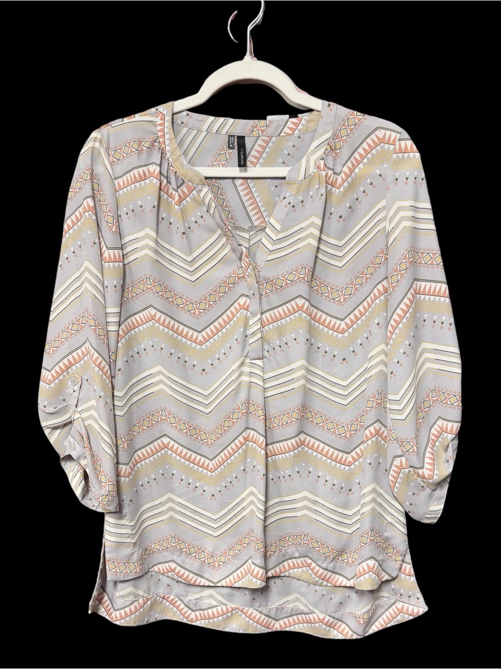 Maurices women’s size Medium blouse Light Gray V-neck Roll Up Sleeves
